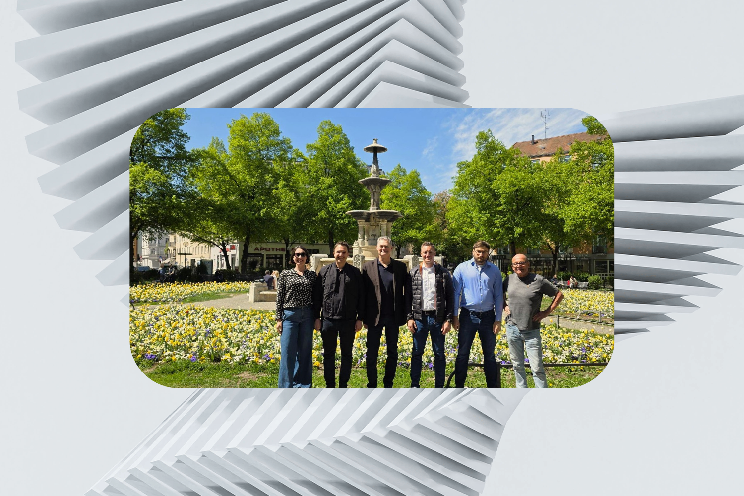 Teamfoto zu Smart Grid Vertrieb DACH